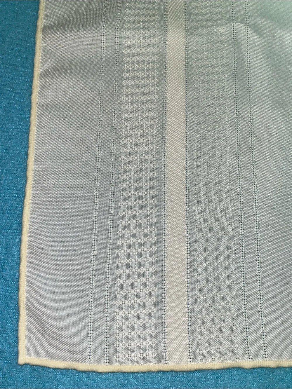 Vintage MCM table cloth cotton elegant pattern creamy white - Unbranded no tags
